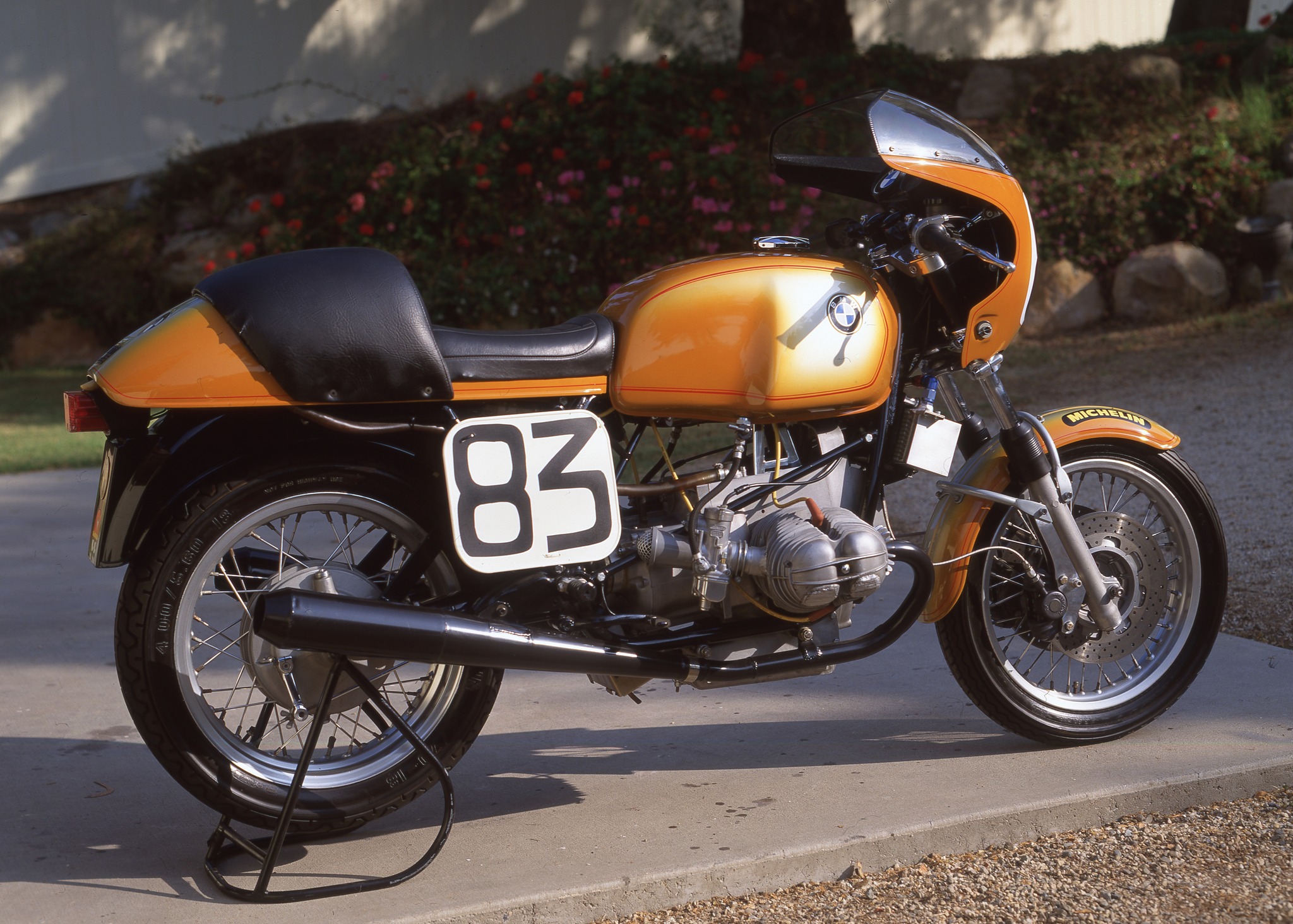 BMW R90S racer