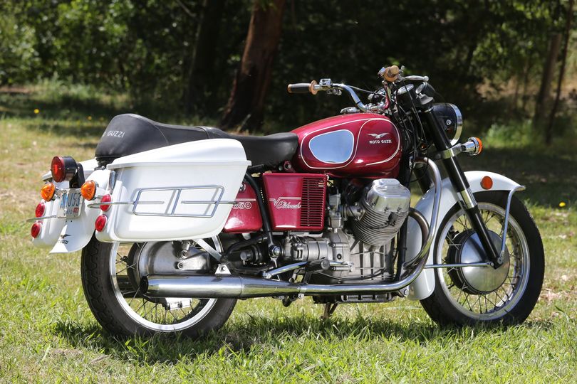 Moto Guzzi V7