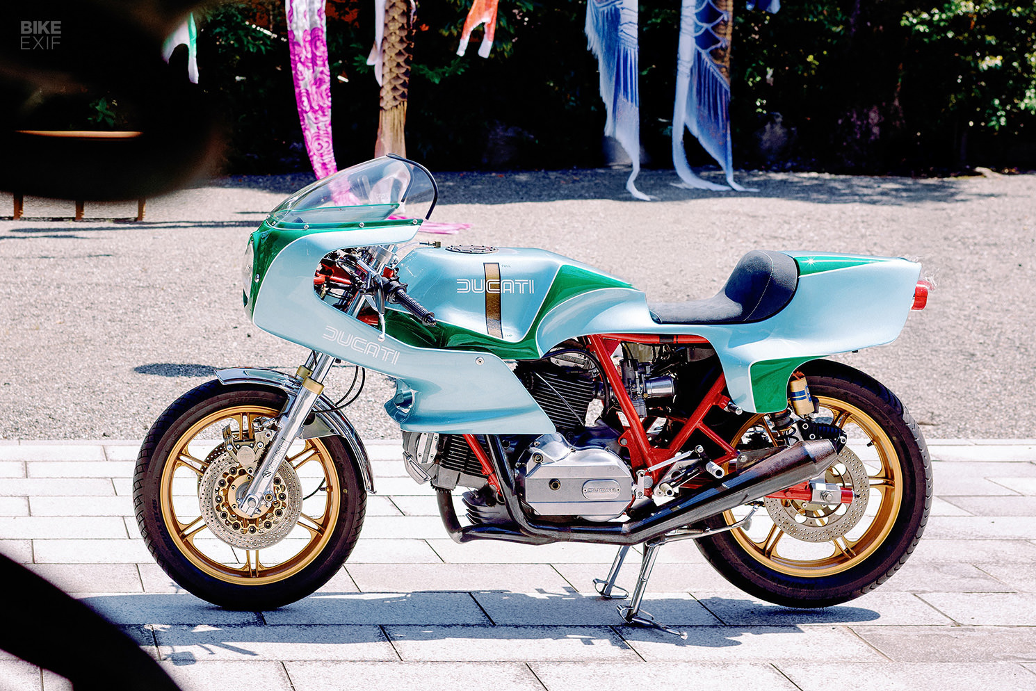 ducati 900 MHR restomod Bike Exif