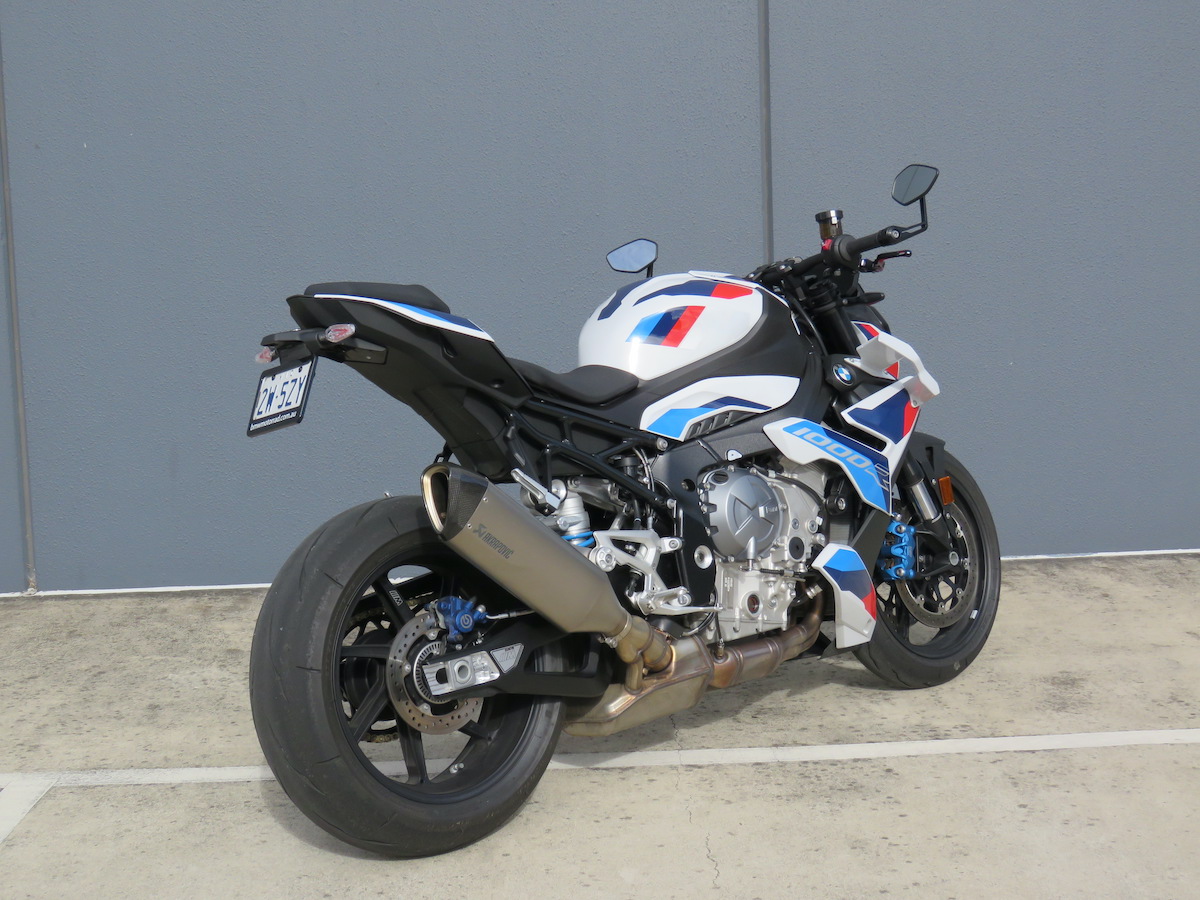 bmw m 1000 r