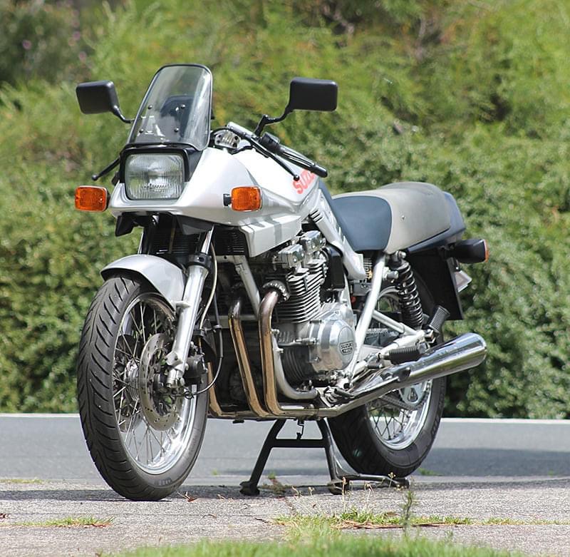 suzuki
              katana 1100