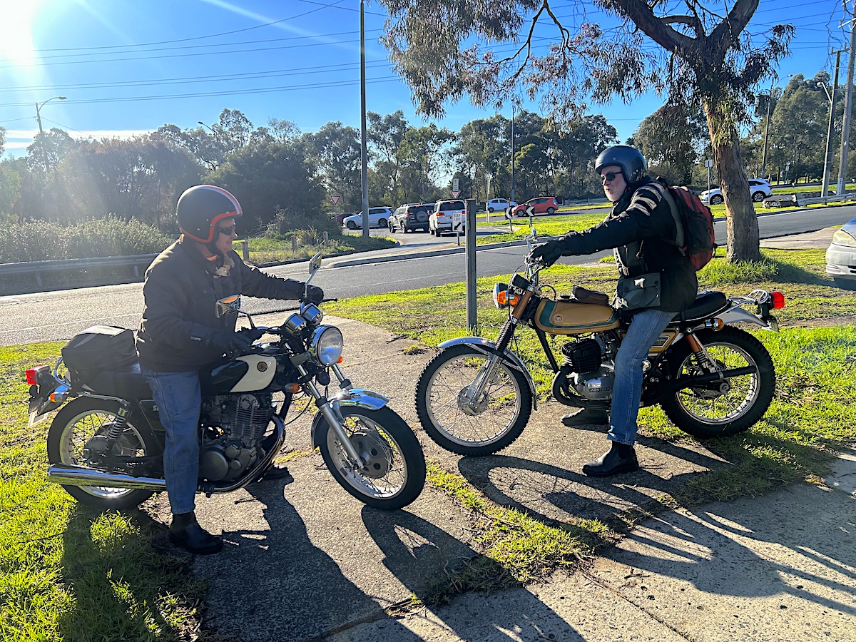 2
              bikes