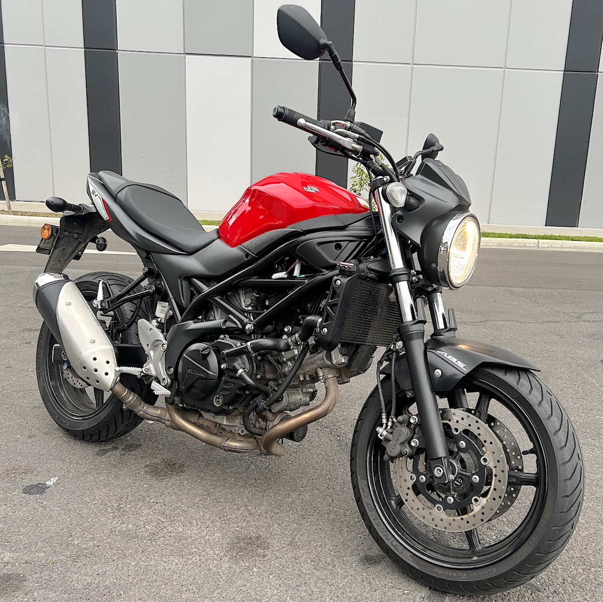 suzuki
              sv650 2017