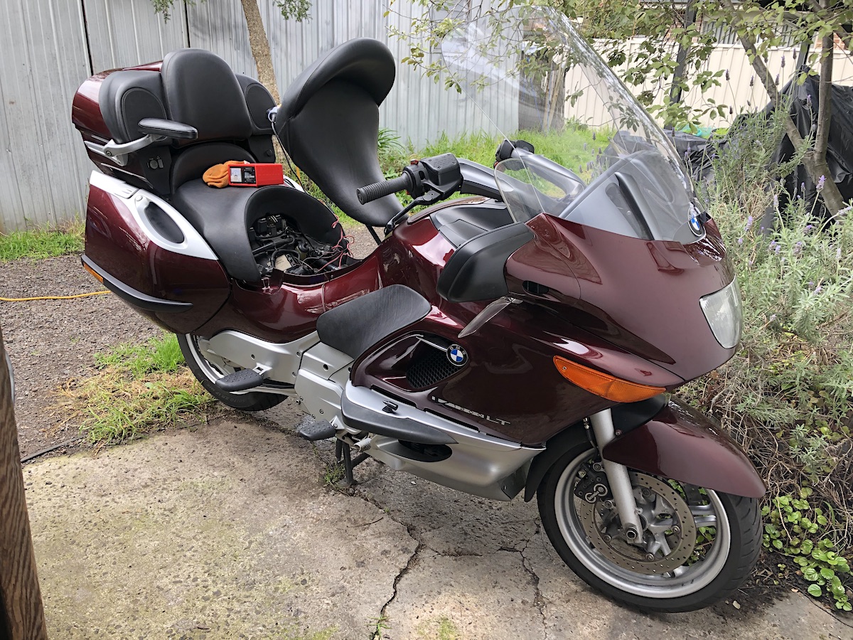 BMW
              k1200LT