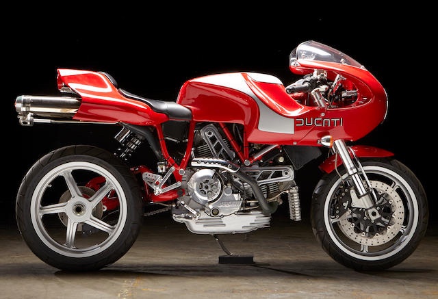 ducati
              MH900e