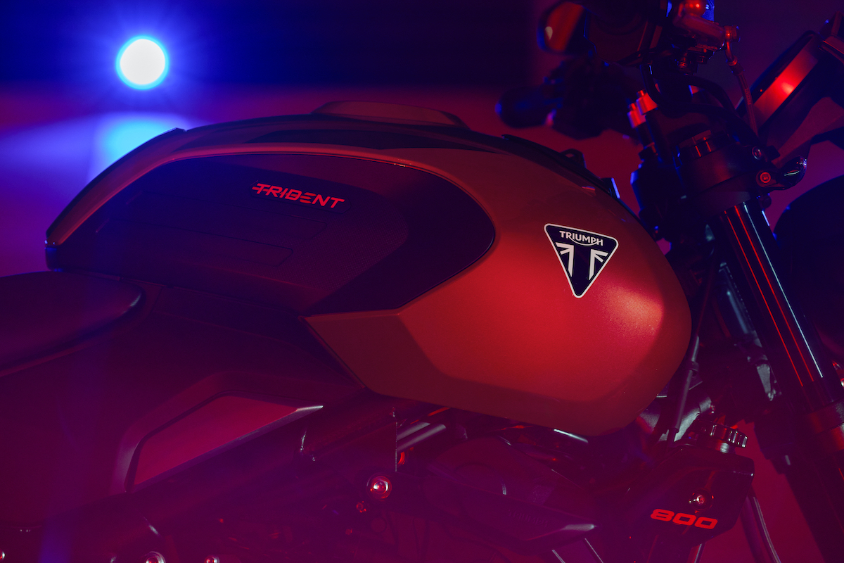 Triumph trident 800