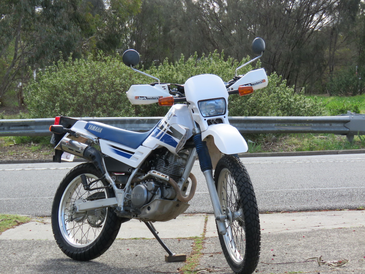 Yamaha XT225