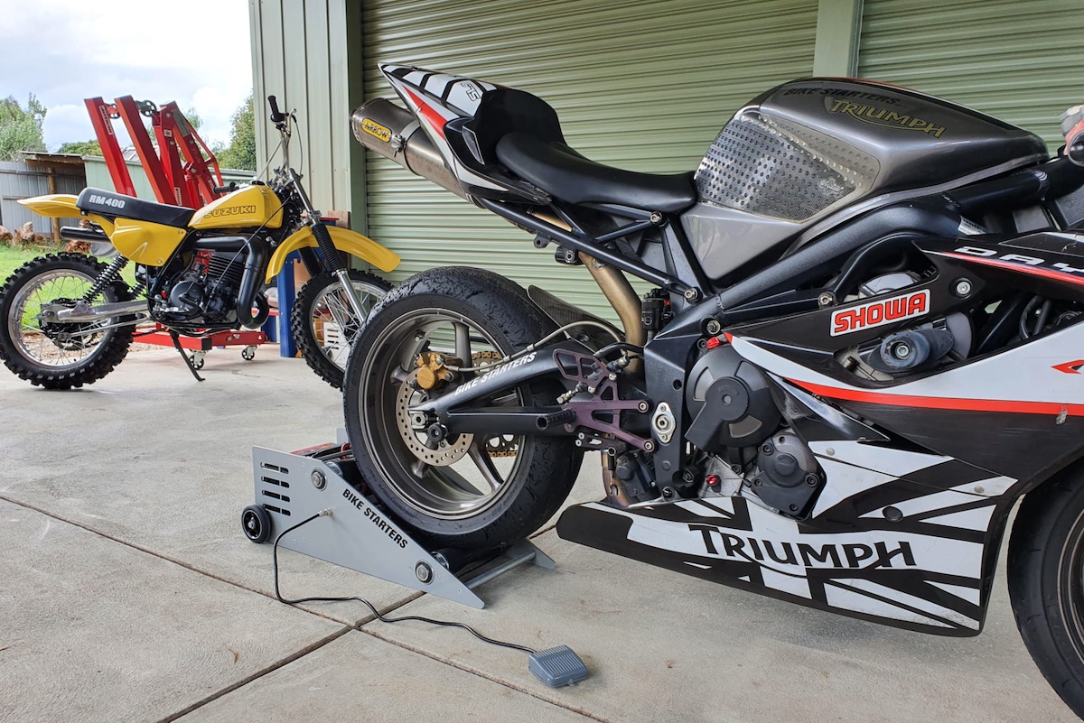 bike starters
              triumph