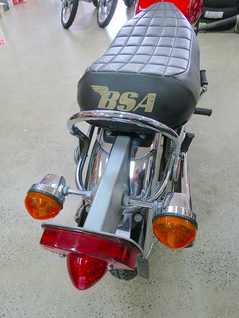 BSA A65L Lightning 650
