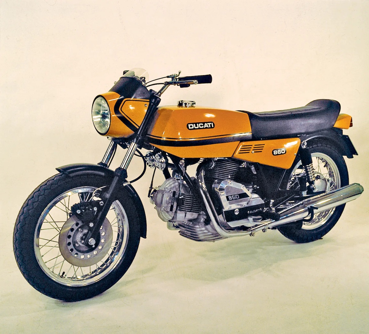ducati 860 gt
              prototype