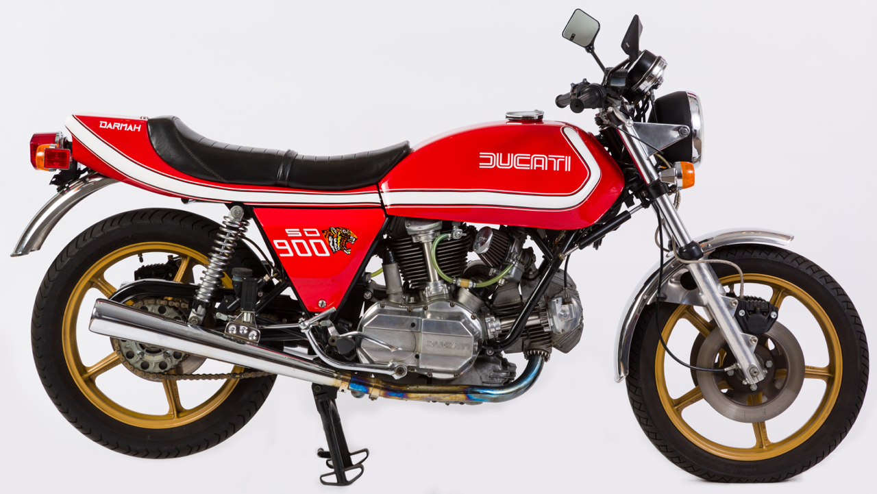 ducati darmah 900