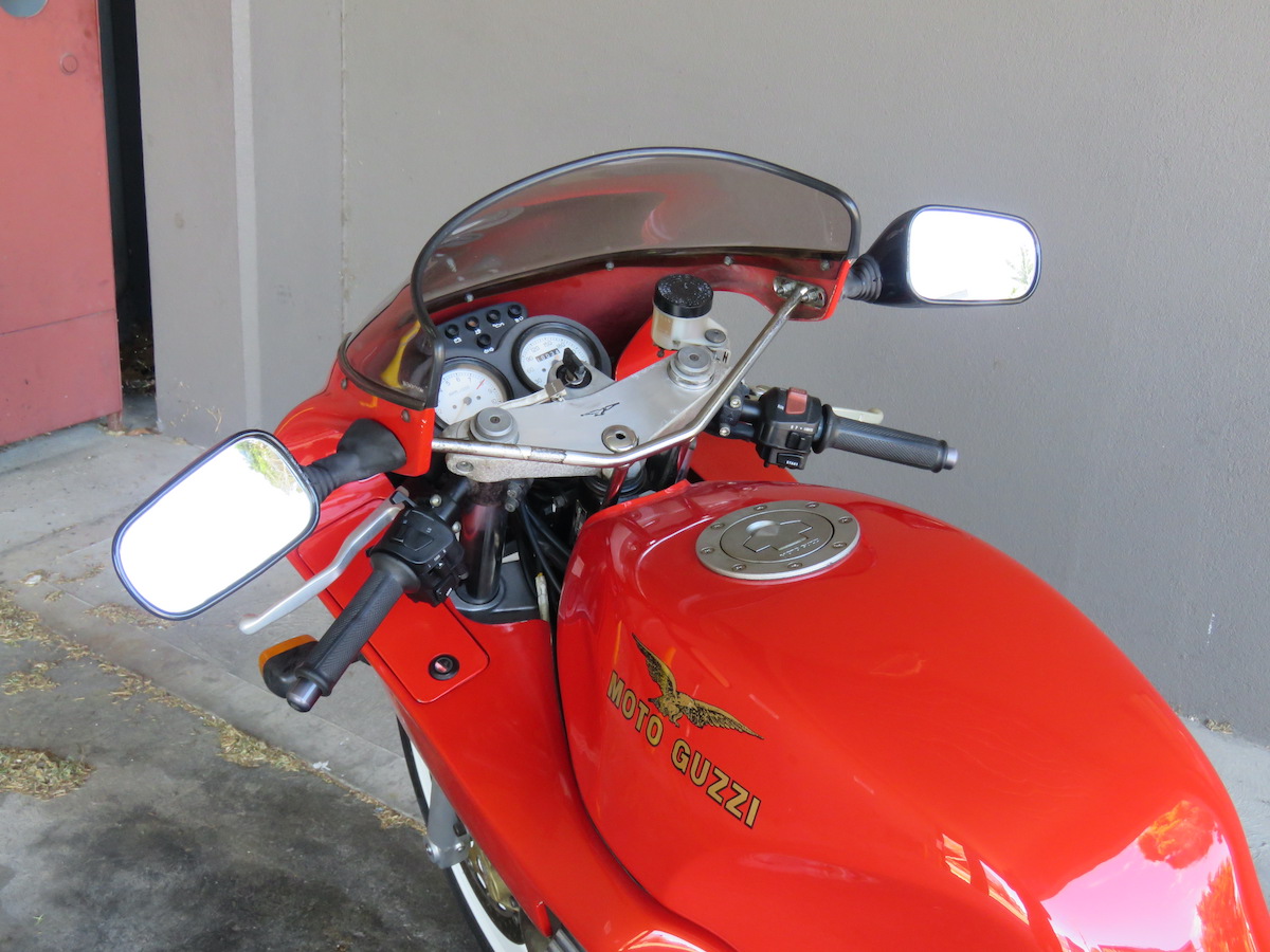 moto guzzi daytona